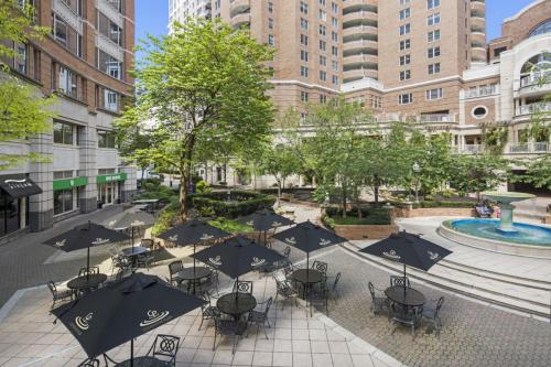 Courtyard Sitting Area